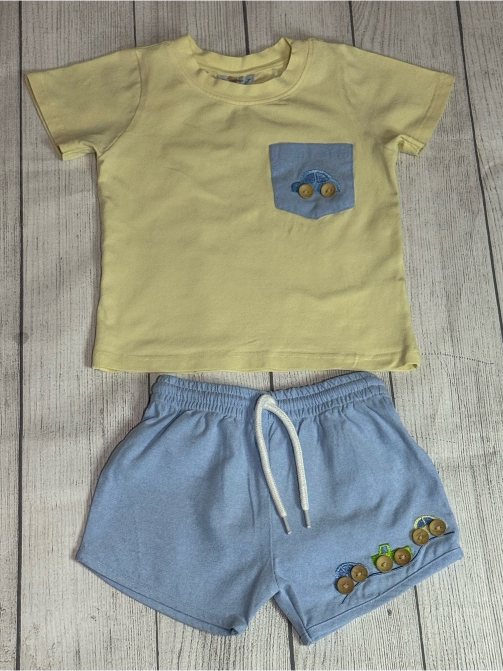 EUC Busy Bees Smocks Outfit 3T
